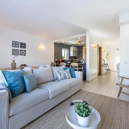 Casa Do Lobo - 2 Bedroom In - Pool & Private Parking